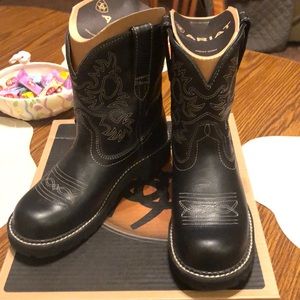 Arias Black Fatbaby Toe Boots